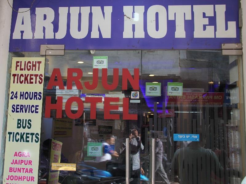 Hotel Arjun Nowe Delhi Zewnętrze zdjęcie